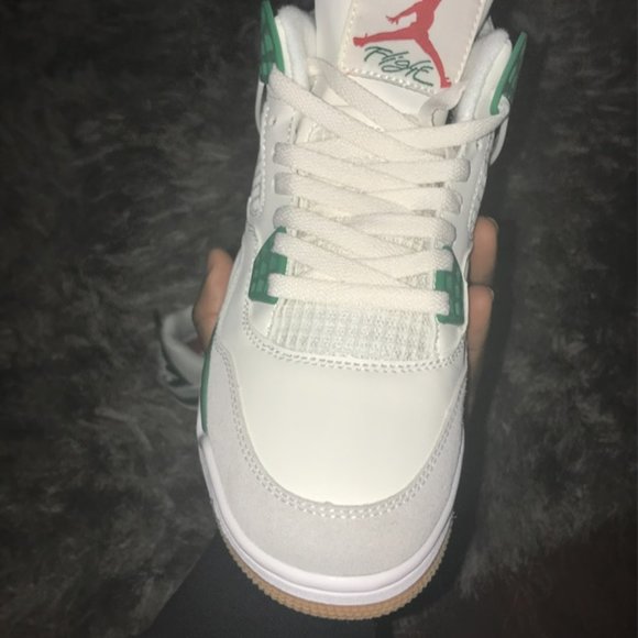 AIR JORDAN 4 RETRO SB PINE GREEN - Picture 6 of 7